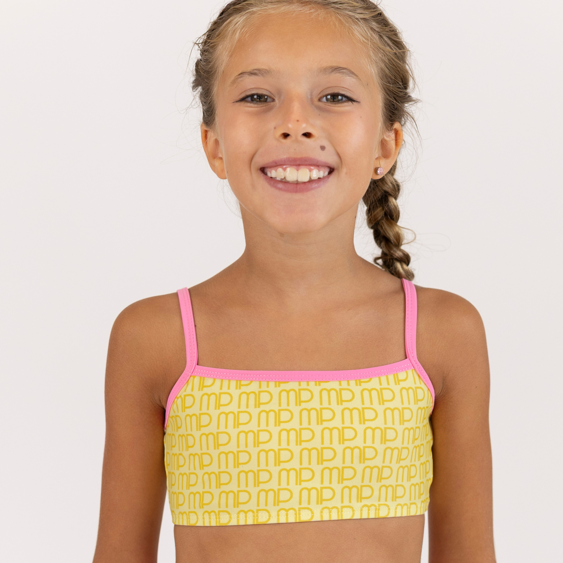 Girl wearing Yellow Pudding MP Pattern Crop Top