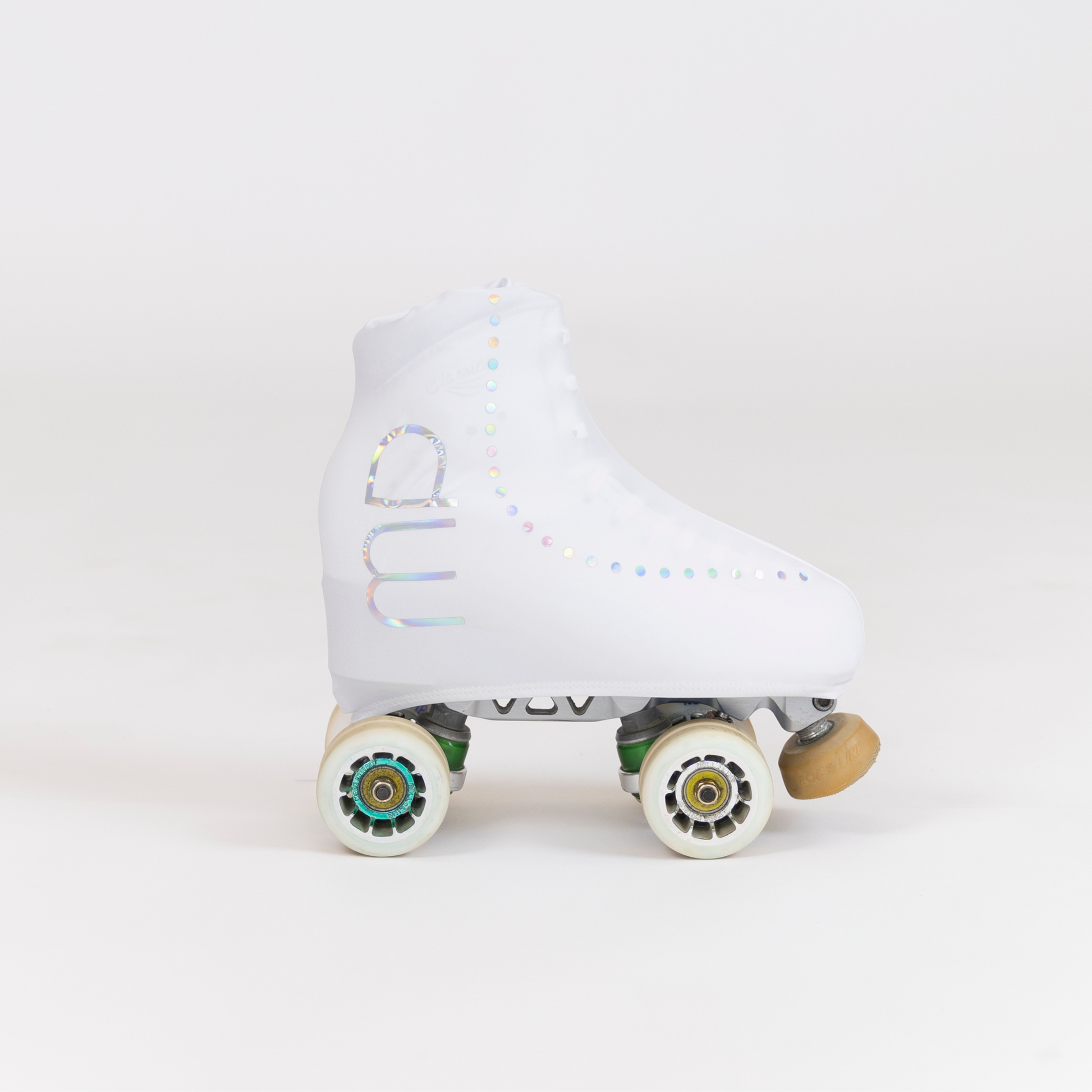 White Rollerskate Cover| Rollerskating Practice